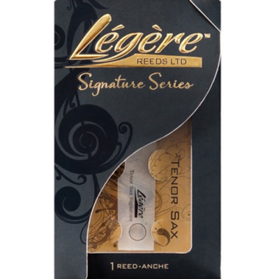 Embalagem preta e dourada de palheta para saxofone tenor Légère Signature Series