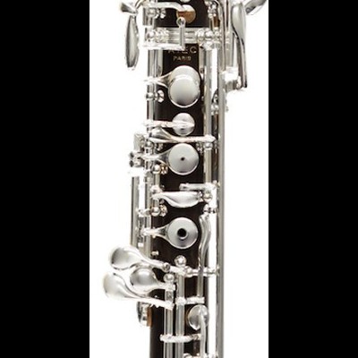 Clarinete preto com detalhes metálicos prateados