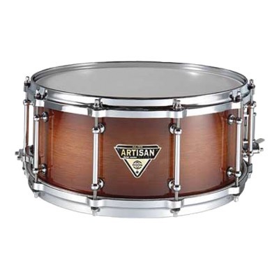 Caixa de bateria artesanal em madeira castanha com ferragens cromadas