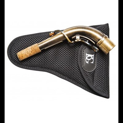 Curva para saxofone tenor metálica dourada com cortiça numa capa preta de malha BF