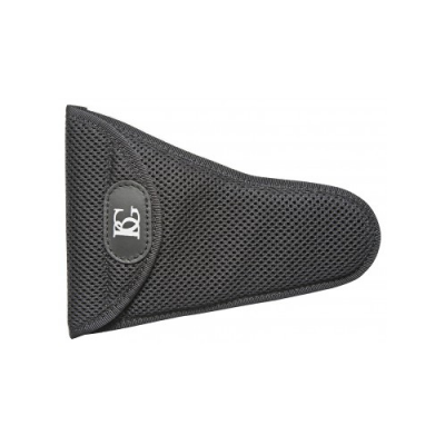 Estojo preto para instrumento musical com textura em rede e logótipo BC