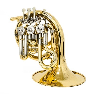 Trompa dourada com três pistões prateados em fundo branco
