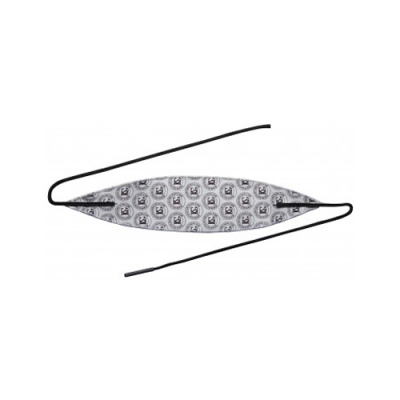 Cinto branco com padrão preto e cordas para amarrar