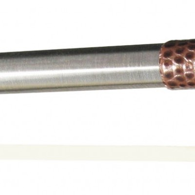 Arco de violino com empunhadura de madeira castanha