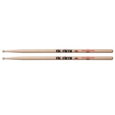 Par de baquetas de bateria em madeira clara marcadas VIC FIRTH AMERICAN SOUND 5A
