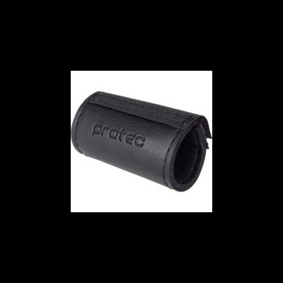 Proteção preta em material tipo couro sintético com logo proteć em relevo