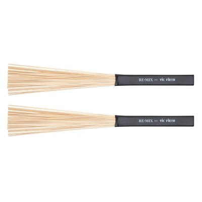 Par de baquetas tipo varas para bateria com cabos pretos e texto impresso