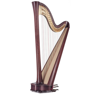 Arpa de madeira castanha com cordas metálicas em fundo branco