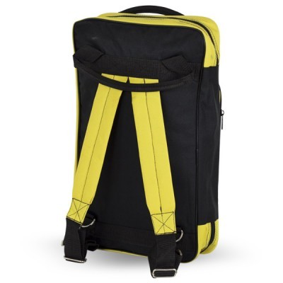 Mochila preta com detalhes amarelos e alças ajustáveis