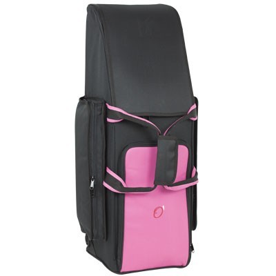 Mala preta e cor-de-rosa com vários bolsos e formato vertical