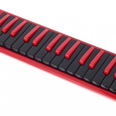Melódica vermelha e preta com 32 teclas e texto HOHNER 742