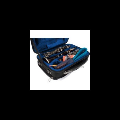 Estojo aberto com clarinete e acessórios