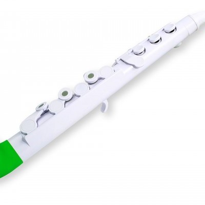 Saxofone de brinquedo branco com detalhes verdes