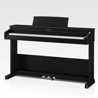 Piano digital preto Kawai com 88 teclas e três pedais