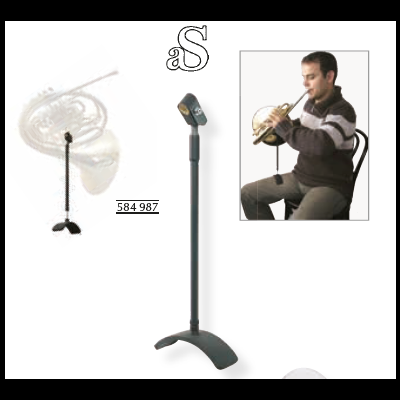 Suporte de microfone para instrumento musical preto com base e homem tocando trompa.