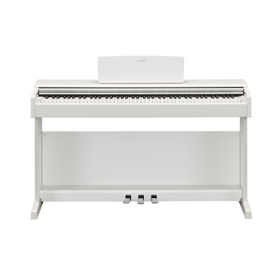 Piano digital Yamaha branco com 88 teclas e três pedais