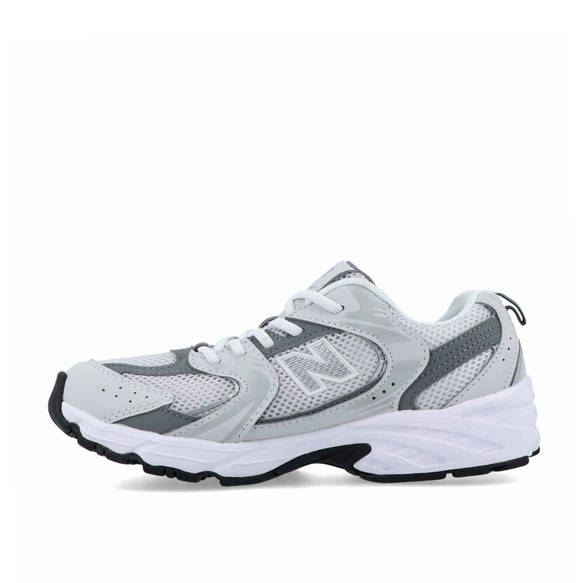 Sapatilha New Balance 530 Tênis desportivo cinzento com detalhes em branco e preto