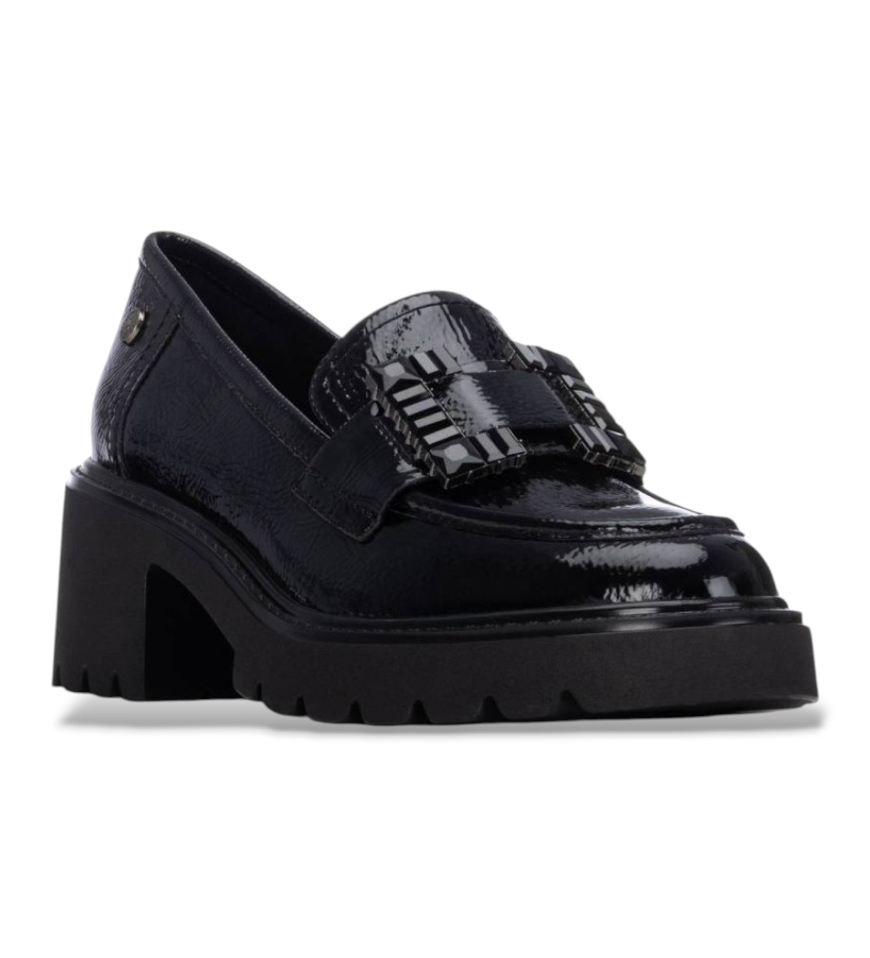 MOCASSIM DE SENHORA XTI EM VERNIZ C/APLICAÇÃO Sapato preto de salto plataforma em verniz com pestana texturizada