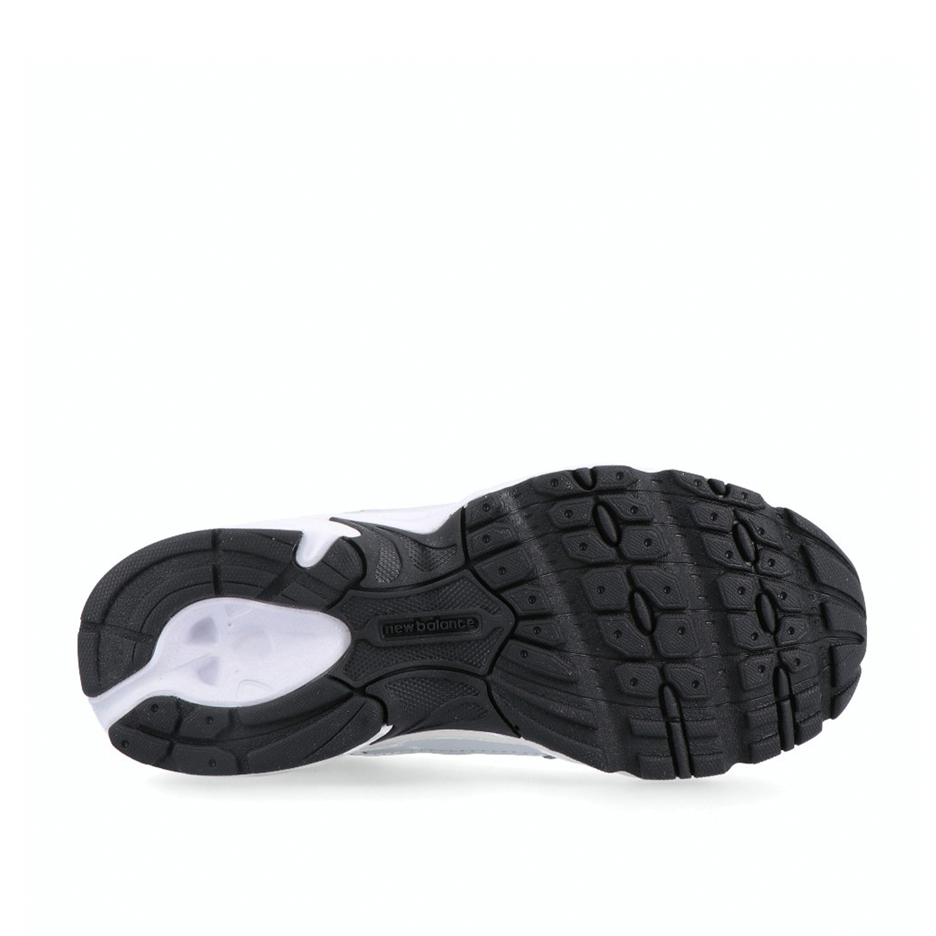 Sapatilha New Balance 530 Sola preta e branca de ténis New Balance com padrão antiderrapante
