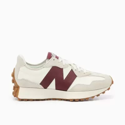 Ténis desportivos New Balance bege e bordô com sola castanha
