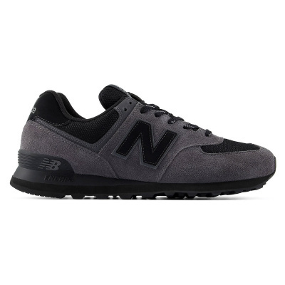 Ténis New Balance cinzento e preto com logotipo lateral