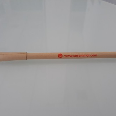 Escova de dentes de bambu clara com texto vermelho www.sosanimal.com