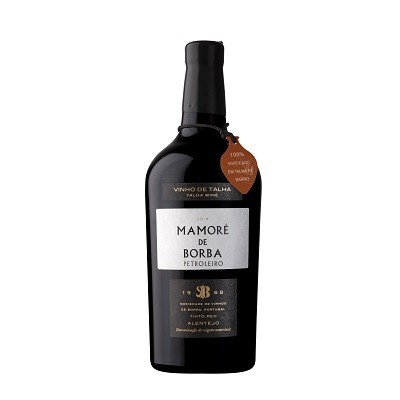Garrafa de vinho tinto Mamoré de Borba com rótulos branco, preto e selo castanho