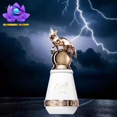 Frasco de perfume com tampa em forma de lobo e fundo de tempestade