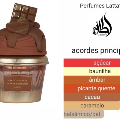 Frasco de perfume em forma de cupcake com detalhes de chocolate e rótulo Lattafa