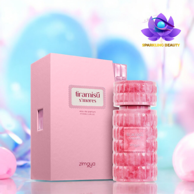 Frasco de perfume rosa texturizado junto a caixa rosa com texto tiramisu smores da marca zimaya