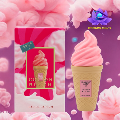 Frasco de perfume formato gelado cor creme rosa com caixa correspondente e algodão-doce rosa ao fundo