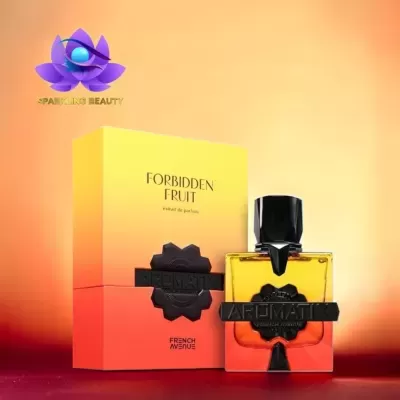 Frasco de perfume Forbidden Fruit com embalagem em amarelo e laranja