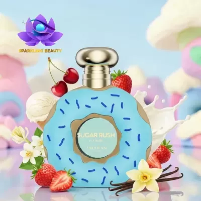 Frasco de perfume em forma de donut azul com granulado e frutas ao redor