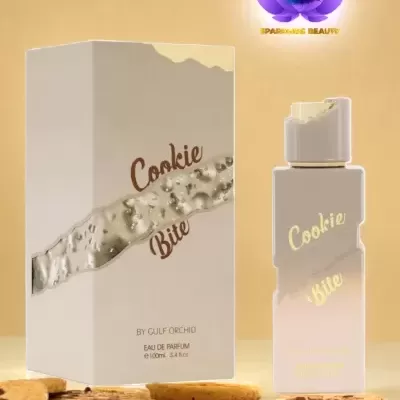 frasco de perfume Cookie Bite e embalagem com bolachas de chocolate