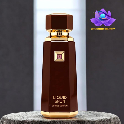 Frasco de perfume castanho escuro com detalhes dourados