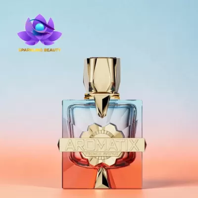 Frasco de perfume AROMATIX com tampa e detalhes dourados.