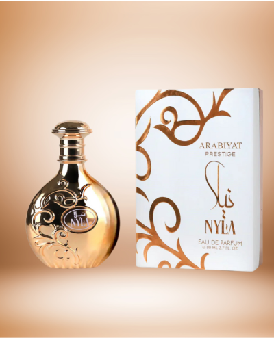 Frasco de perfume dourado com caixa branca e dourada