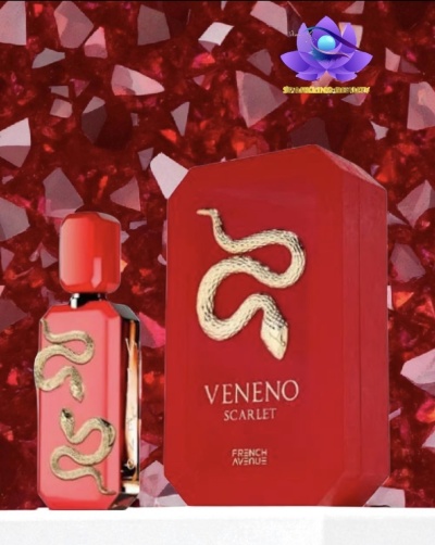 Frasco e embalagem vermelhos de perfume com cobra dourada e texto VENENO SCARLET FRENCH AVENUE