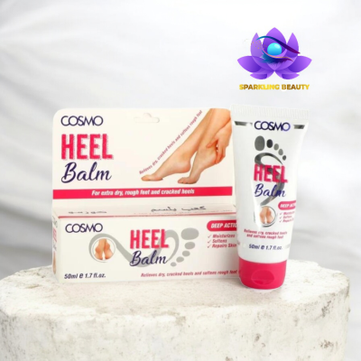 Creme COSMO Heel Balm para calcanhares secos e gretados em embalagem branca e vermelha