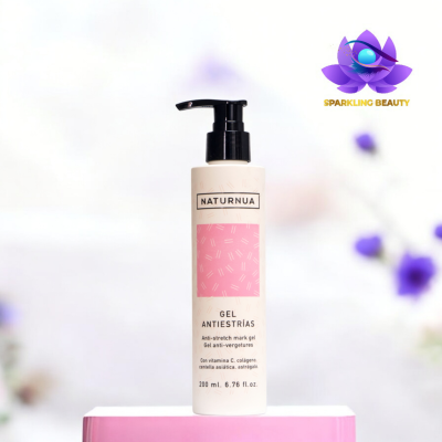 Frasco de gel anti-estrias NATURNUA com doseador preto sobre fundo claro e logótipo Sparkling Beauty