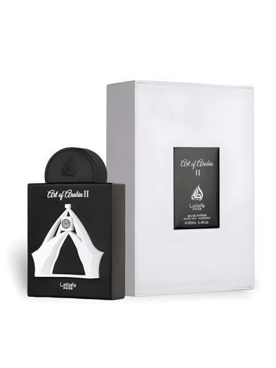 Frasco preto de perfume Gift of Arabia II com mãos brancas e caixa branca