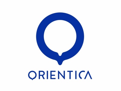 Logótipo azul da ORIENTICA com letra O estilizada