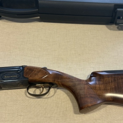 Espingarda de caça Beretta AL391 Urika com coronha em madeira polida castanha