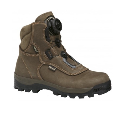 Bota castanha de couro com sistema de fecho giratório
