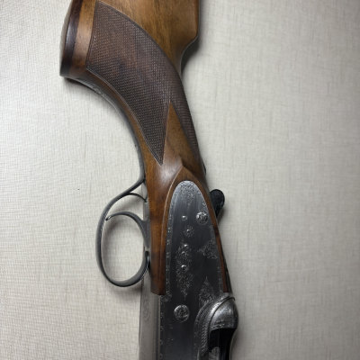 caixa de proteção de arma de caça em madeira e metal decorado