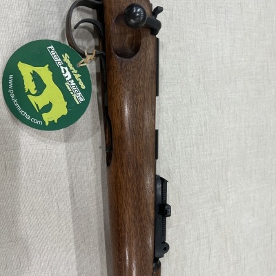 Carabina de madeira com etiqueta verde PAULON MUNICA.