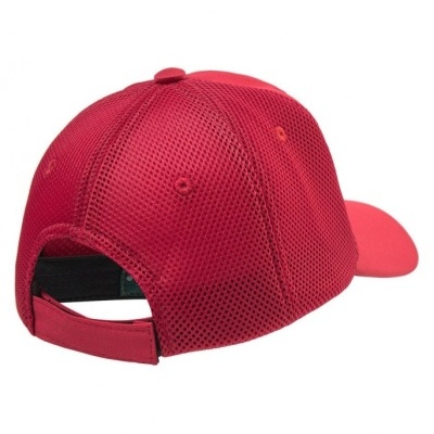 Boné vermelho de malha com fecho ajustável