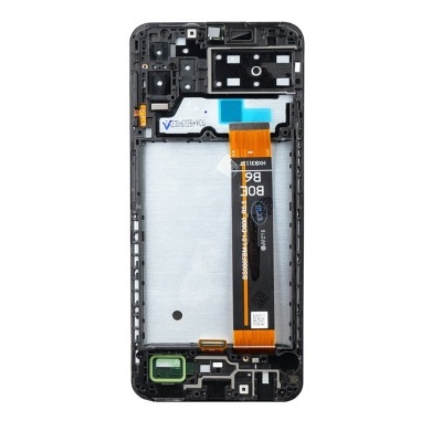 Componente interno de smartphone preto com fita flexível laranja e texto visível