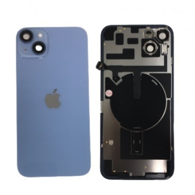 duas capas traseiras para smartphone, uma azul clara com logo Apple, outra preta com interior exposto