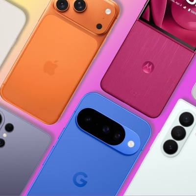 Capas traseiras coloridas de smartphones com logos visíveis